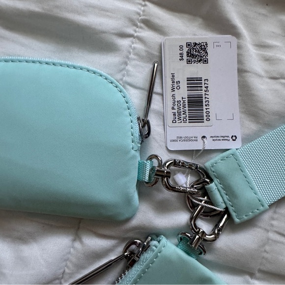 3&4 Lululemon Dual Pouch Wristlet - Ideal Mint - Picture 7 of 7